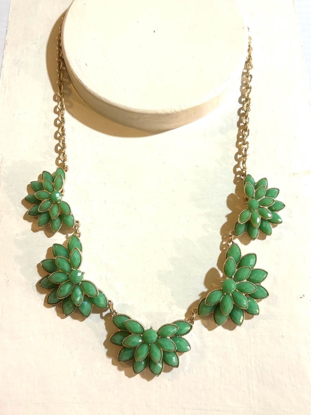 Green Floral Statement Necklace - Women Jewelry